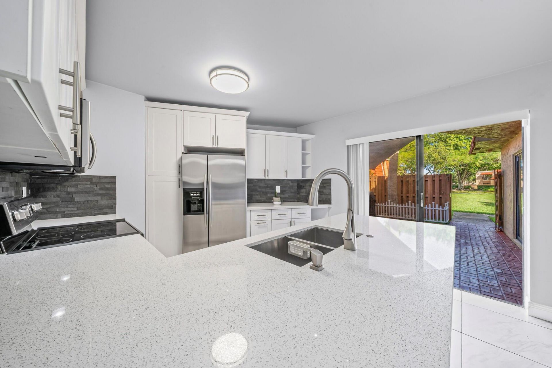 8194 Thames Boulevard, Unit B, Boca Raton, FL 33433 Photo