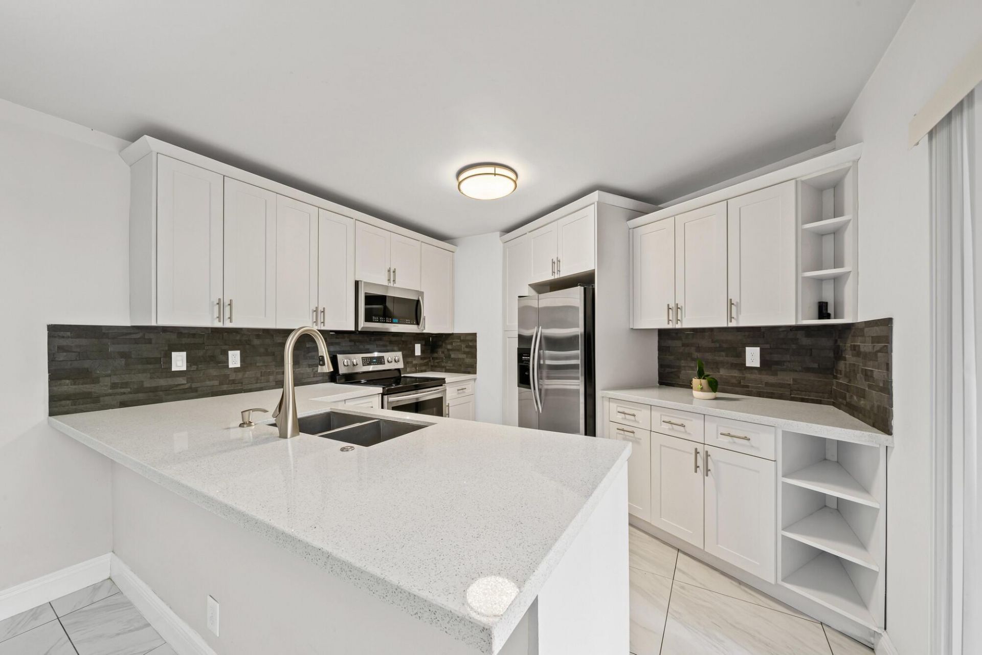 8194 Thames Boulevard, Unit B, Boca Raton, FL 33433 Photo