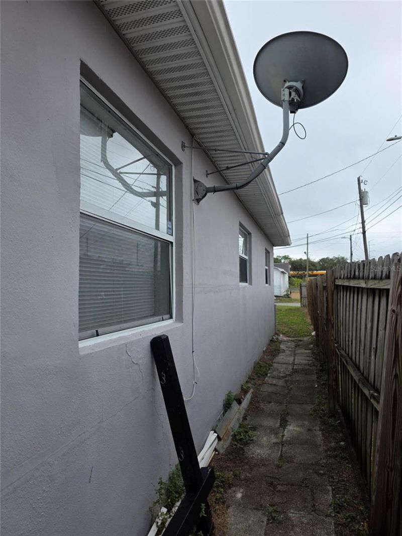 2728 39th Avenue N, Saint Petersburg, FL 33714 Photo