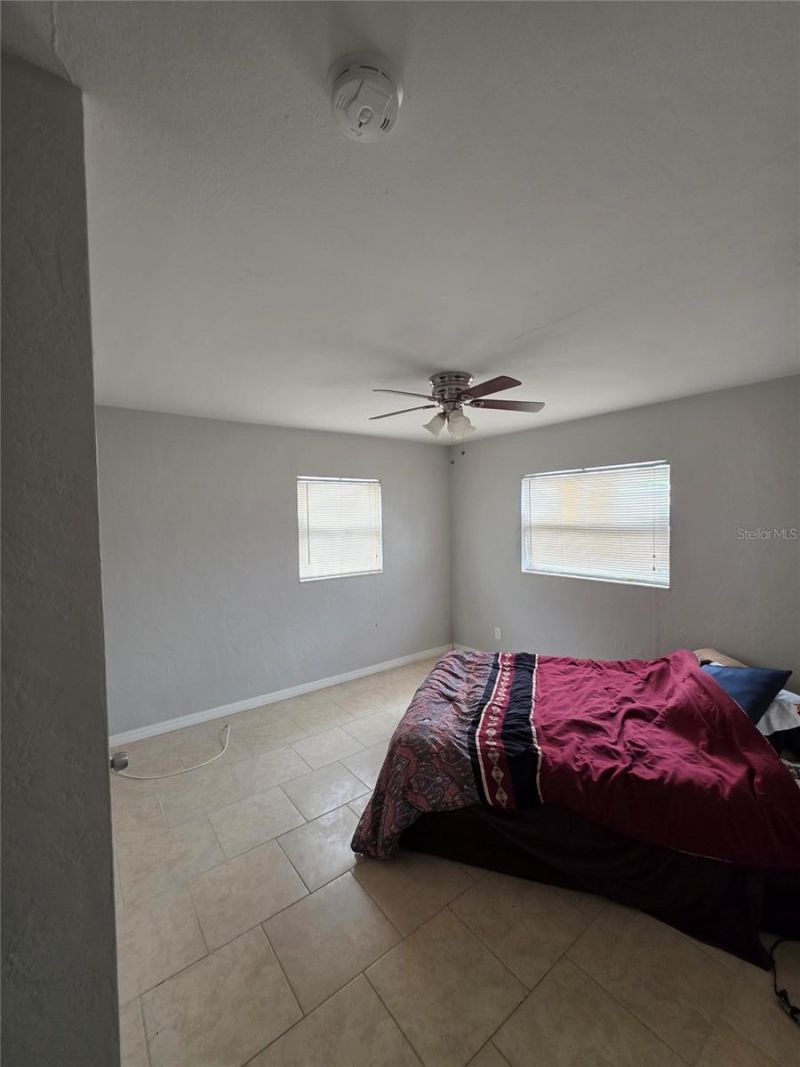 2728 39th Avenue N, Saint Petersburg, FL 33714 Photo