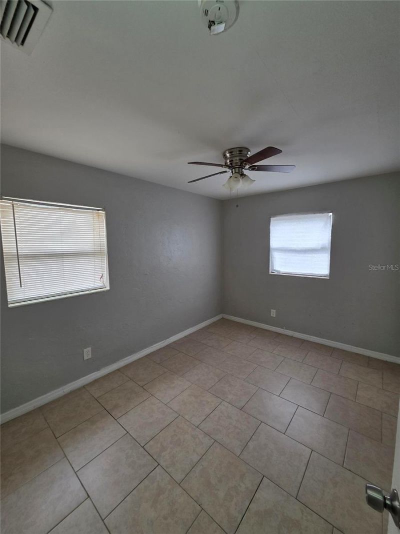 2728 39th Avenue N, Saint Petersburg, FL 33714 Photo