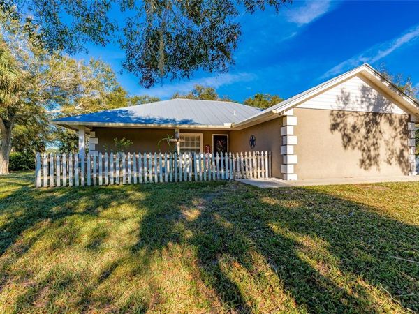 6413 PETERSON ROAD, FORT PIERCE, FL 34947