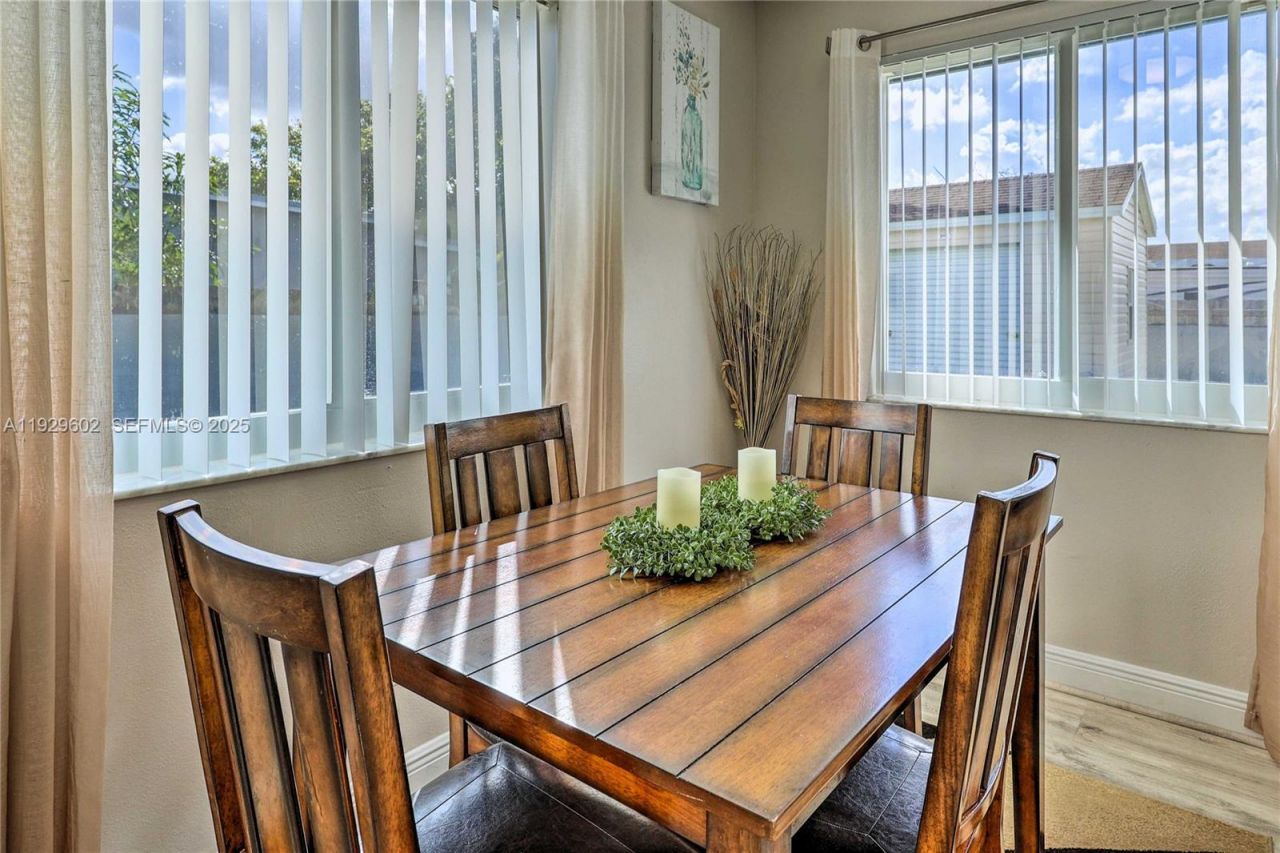 19662 SW 120th Ave, Miami, FL 33177 Photo