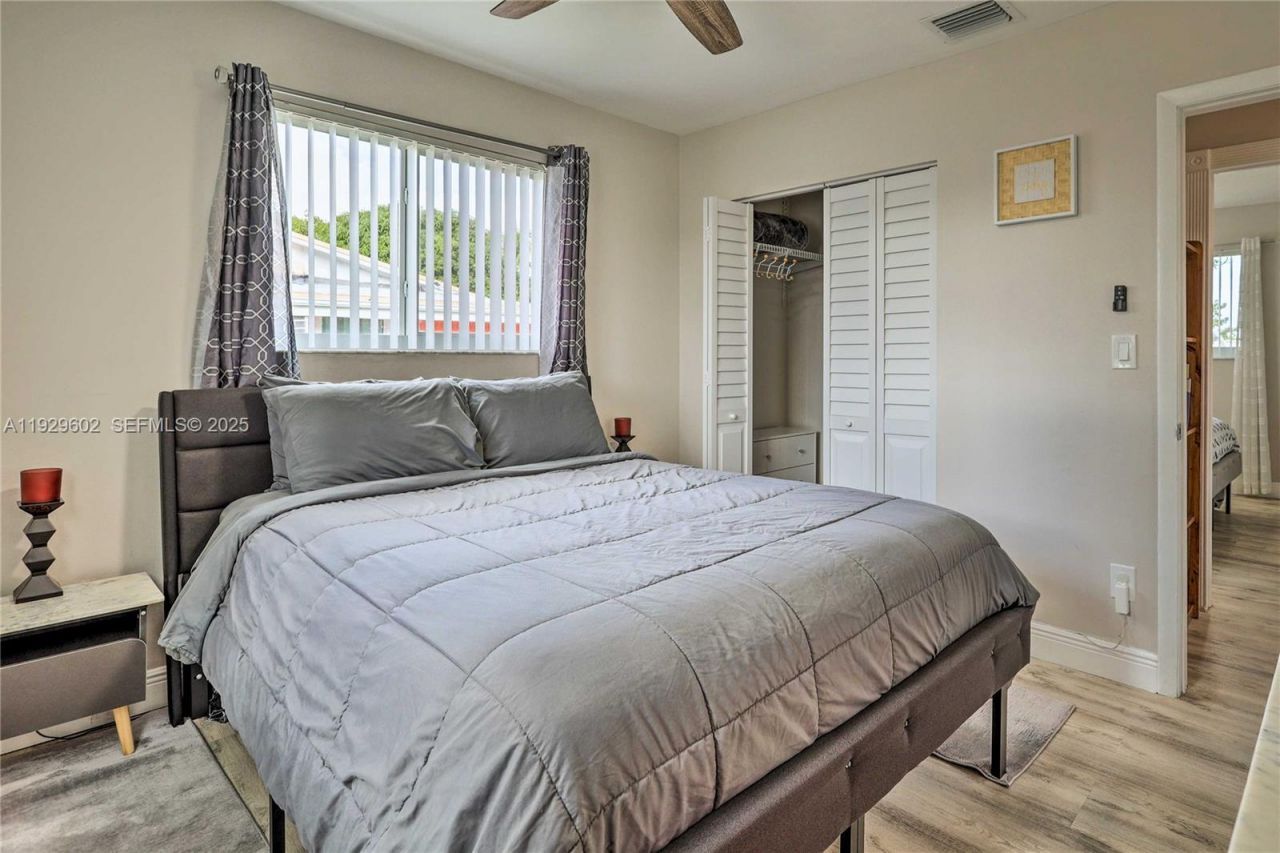 19662 SW 120th Ave, Miami, FL 33177 Photo