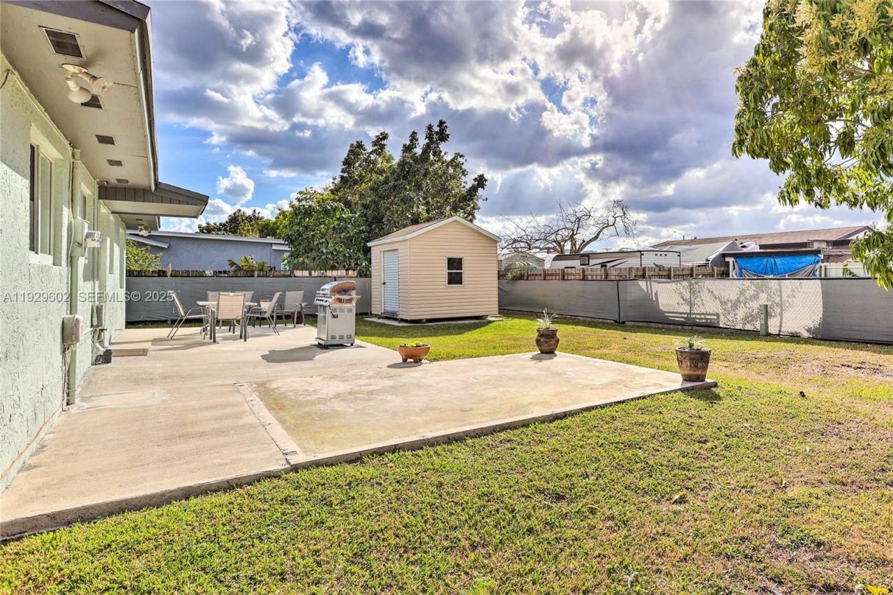 19662 SW 120th Ave, Miami, FL 33177 Photo