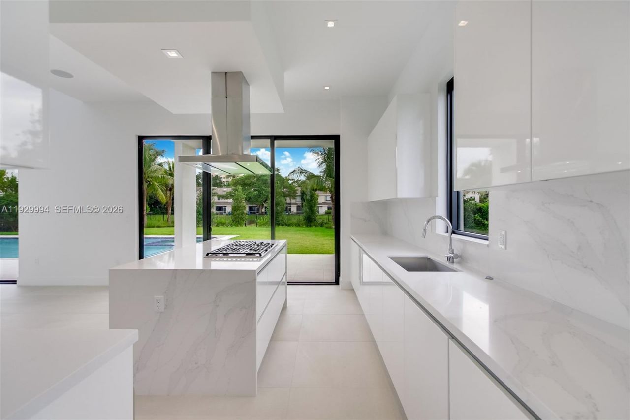 16492 S Botaniko Dr S, Weston, FL 33326 Photo