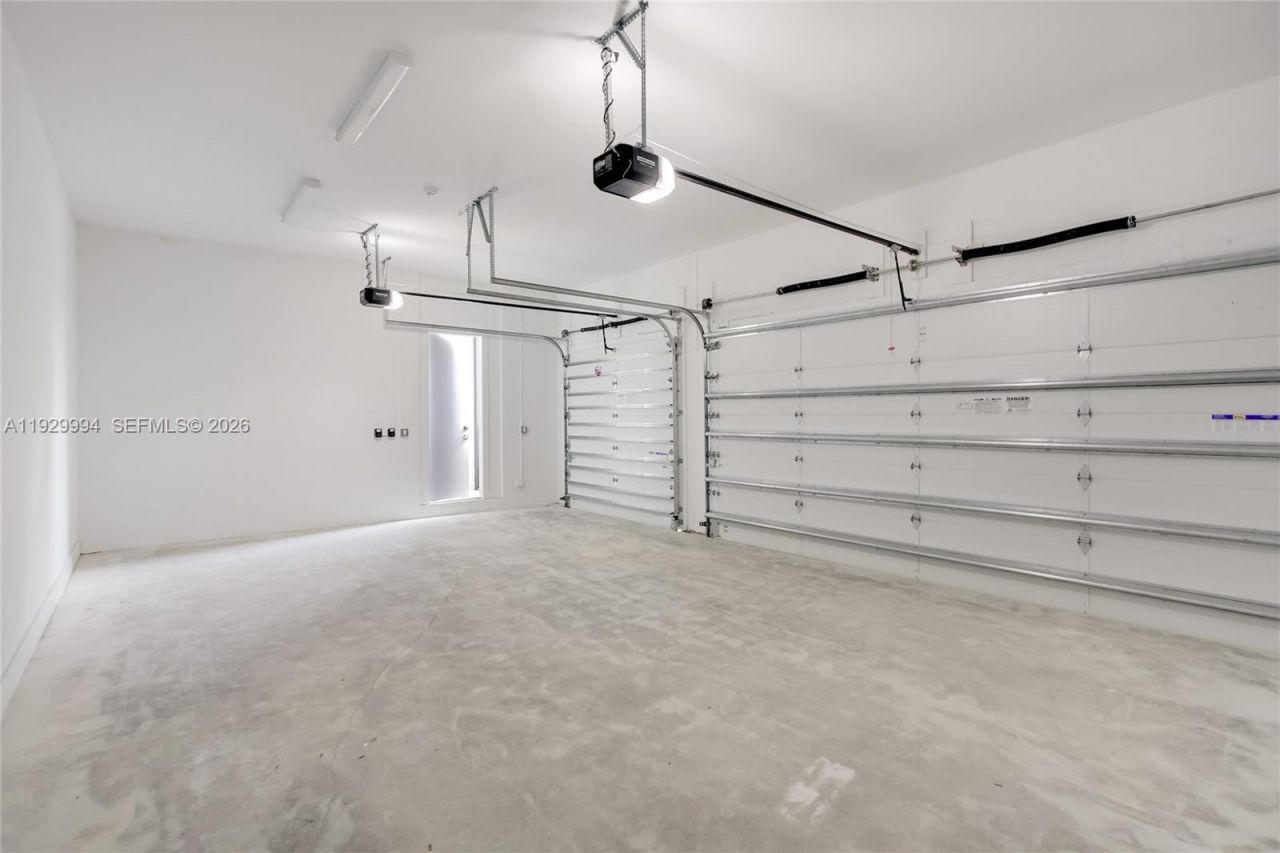 16492 S Botaniko Dr S, Weston, FL 33326 Photo