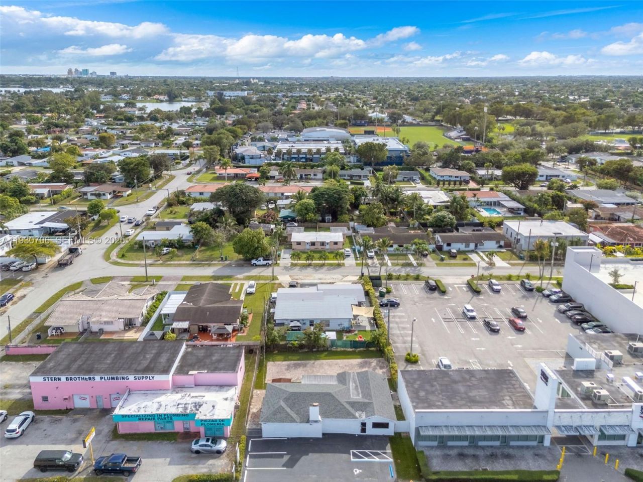 8930 SW 40th St , Miami, FL 33165 Photo