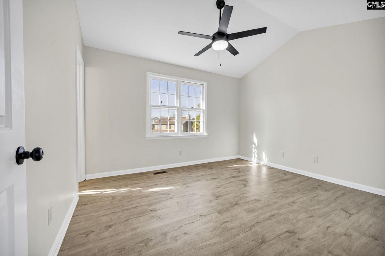 136 Mcneely Road Photo 17