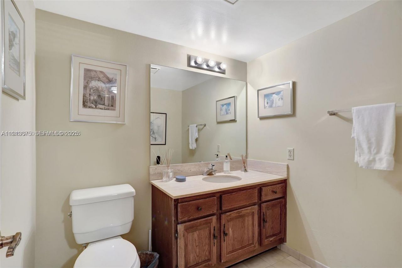 1800 S Ocean Blvd, Unit 210, Lauderdale by the Sea, FL 33062 Photo