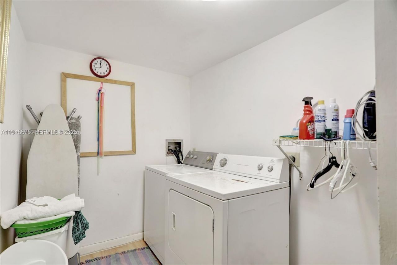 1800 S Ocean Blvd, Unit 210, Lauderdale by the Sea, FL 33062 Photo