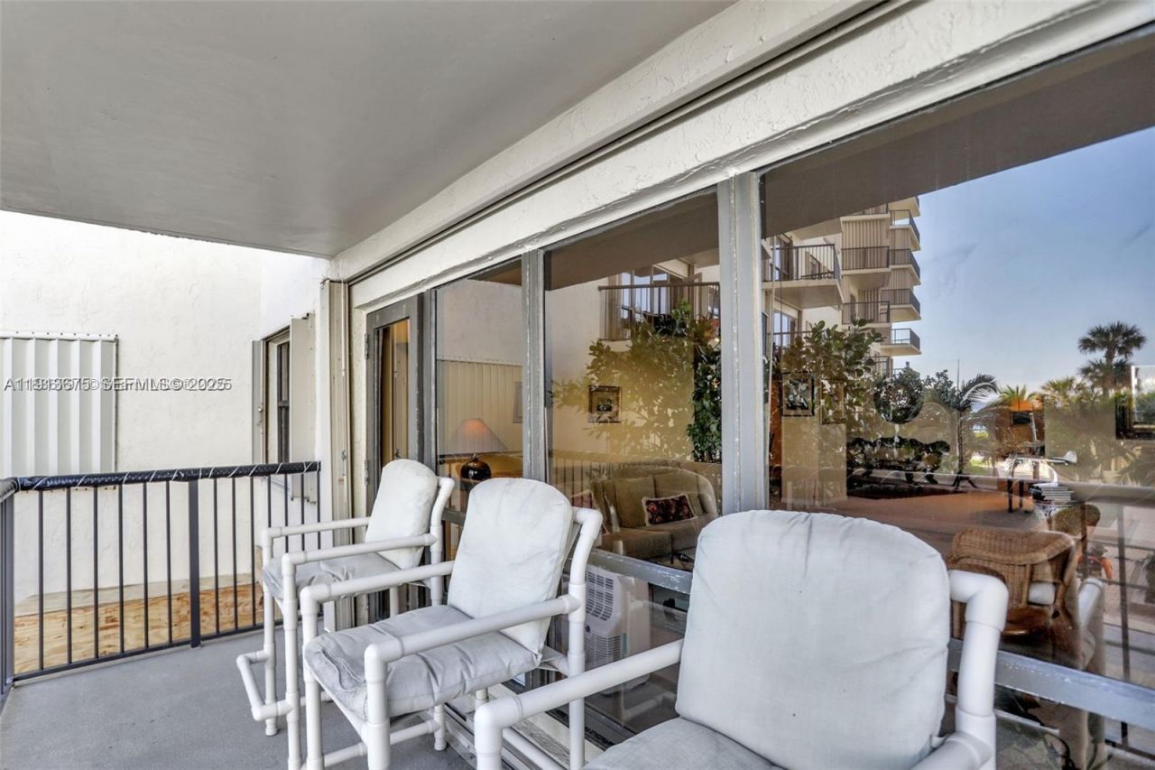 1800 S Ocean Blvd, Unit 210, Lauderdale by the Sea, FL 33062 Photo