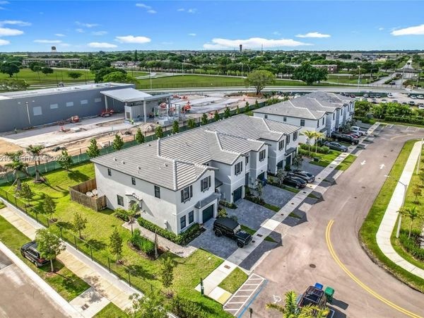 28615 SW 129th Ct, Homestead, FL 33033