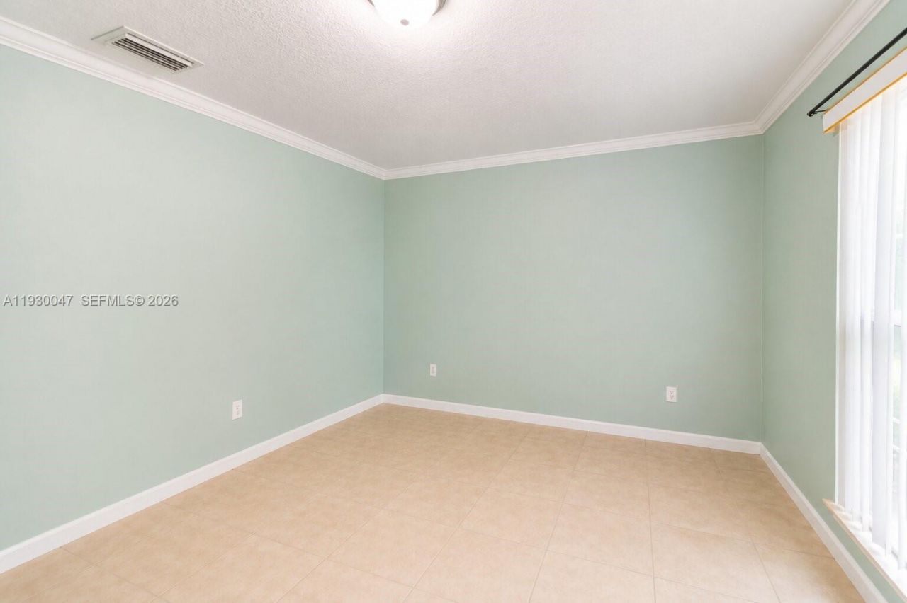 63 NW 17th Pl, Unit 6, Miami, FL 33125 Photo