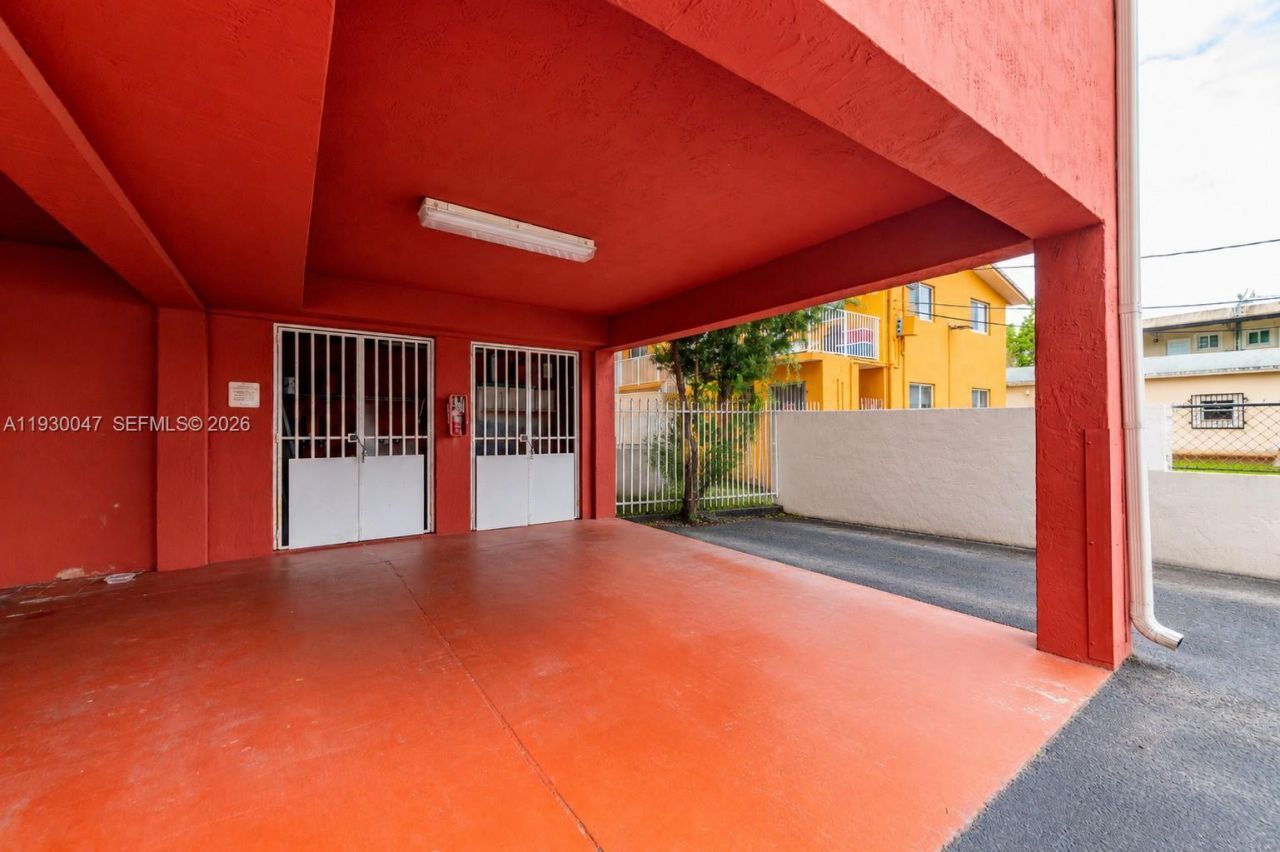 63 NW 17th Pl, Unit 6, Miami, FL 33125 Photo