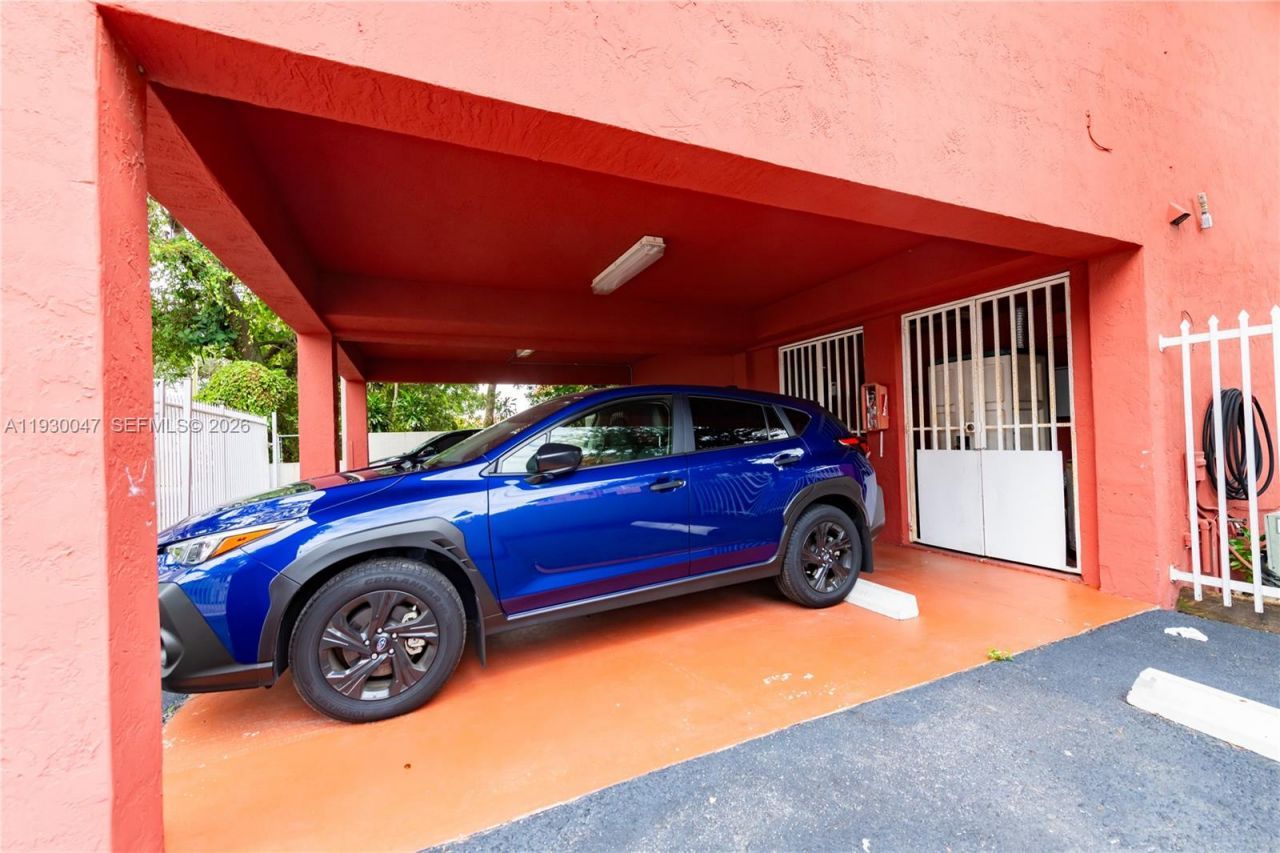 63 NW 17th Pl , Unit 6, Miami, FL 33125 Photo