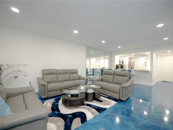 1551 NE Miami Gardens Dr , Unit 225, Miami, FL 33179