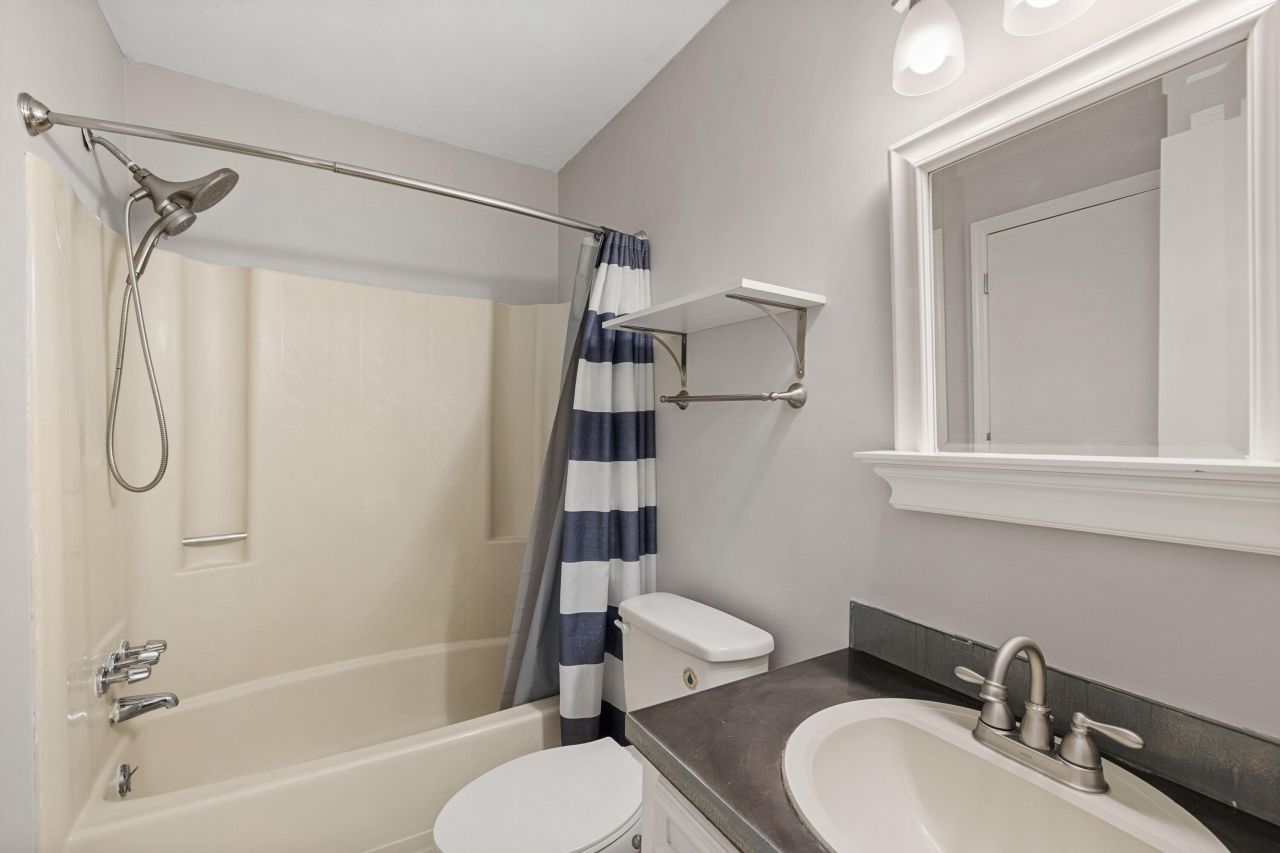 717 Williamson Drive Photo 16