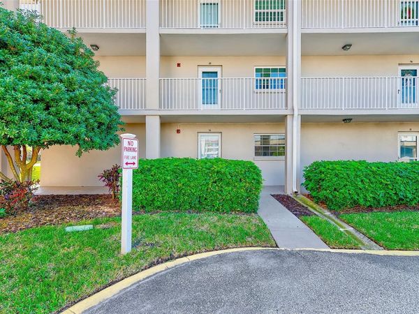 10215 REGAL DRIVE, Unit 16, LARGO, FL 33774