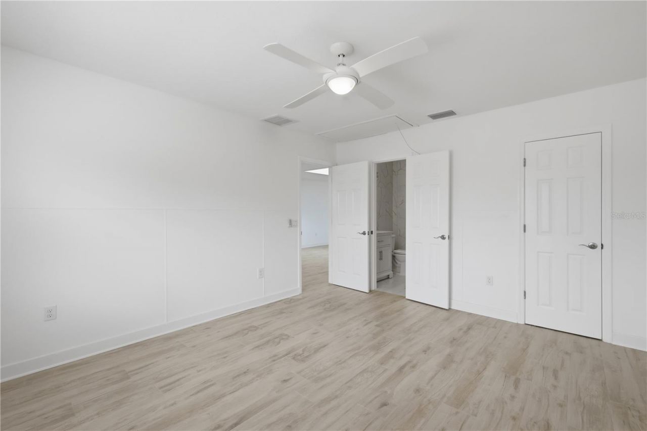 462 63rd Street, Holmes Beach, FL 34217 Photo