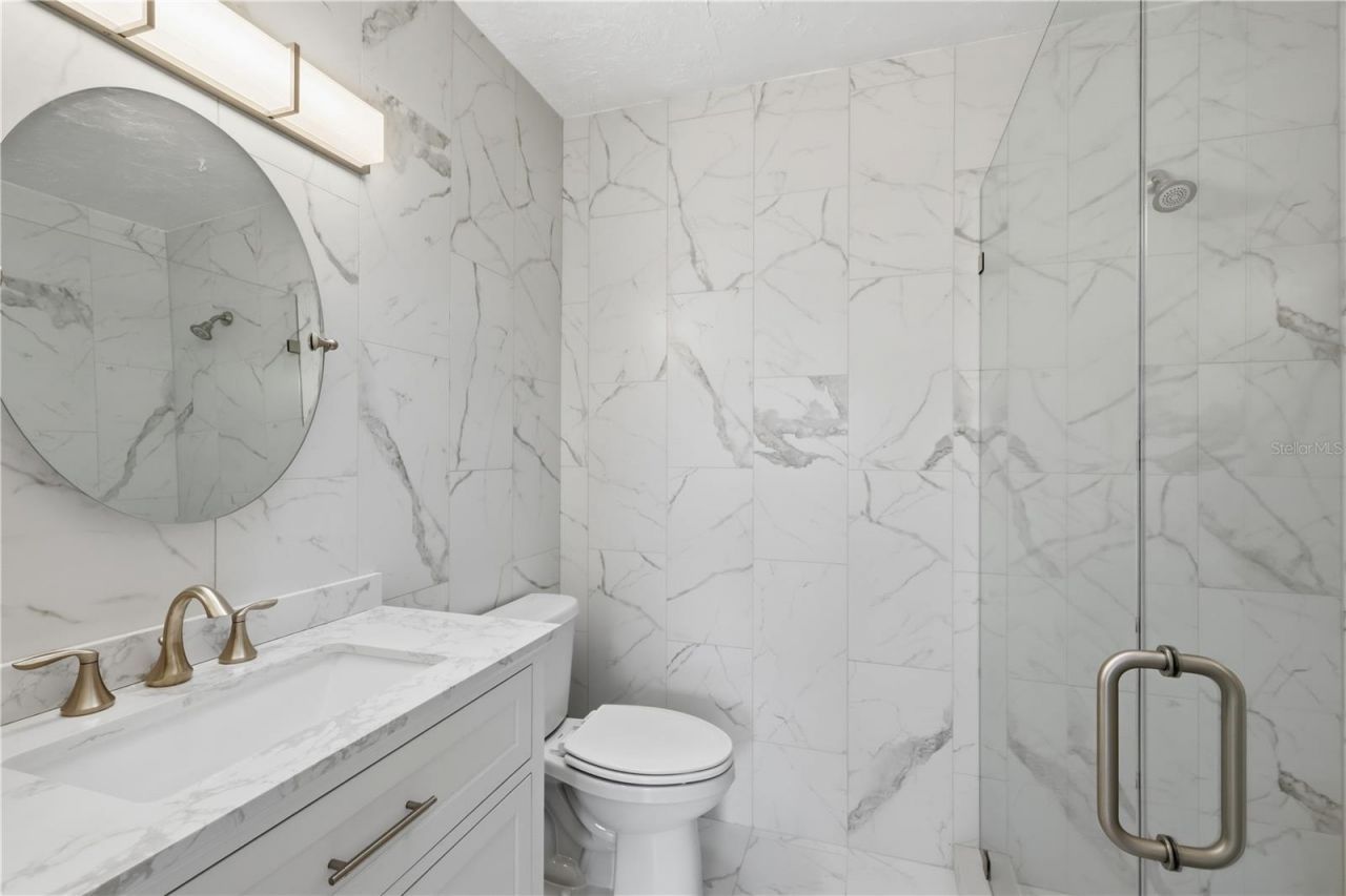 462 63rd Street, Holmes Beach, FL 34217 Photo