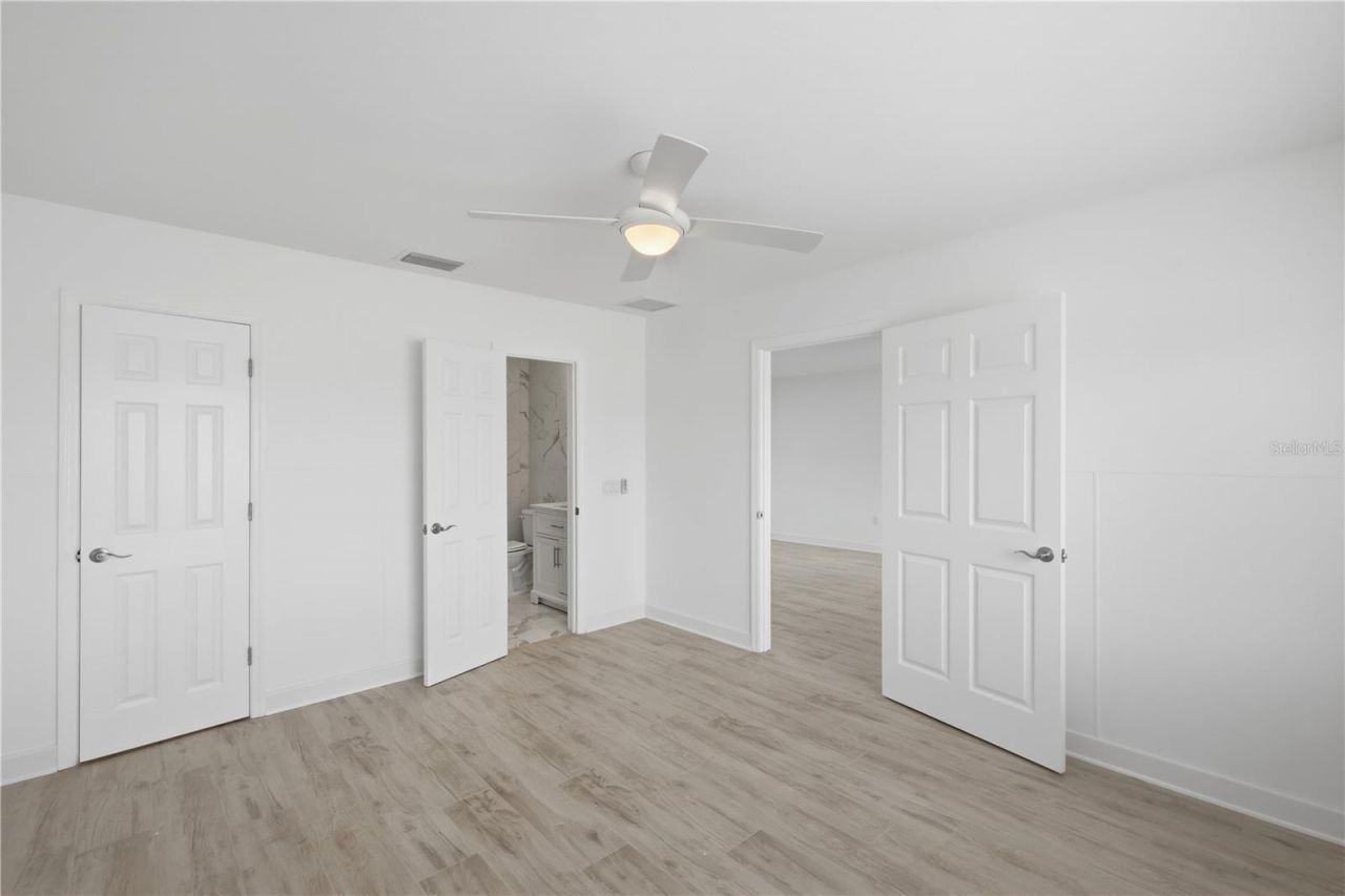 462 63rd Street, Holmes Beach, FL 34217 Photo