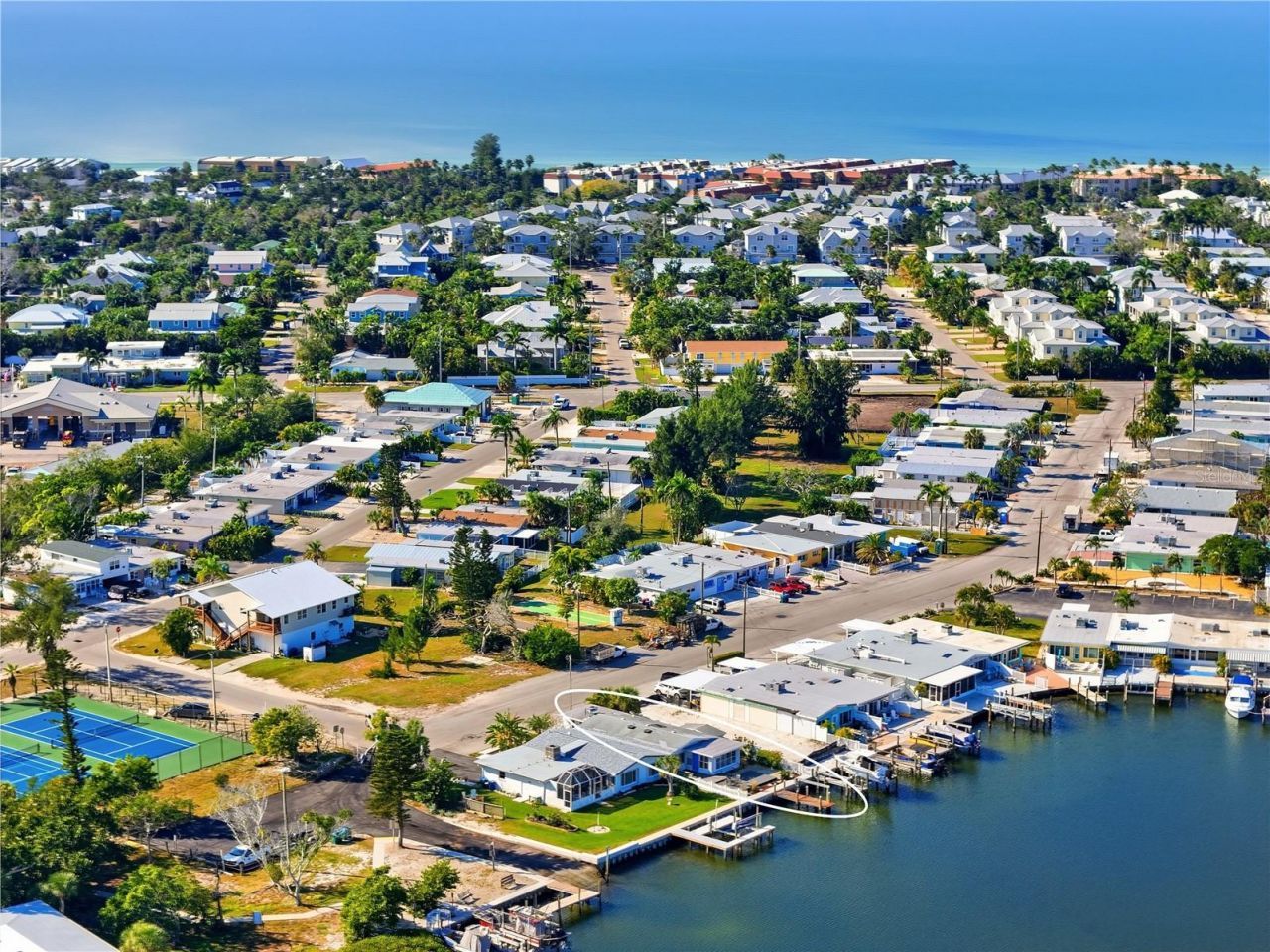 462 63rd Street, Holmes Beach, FL 34217 Photo