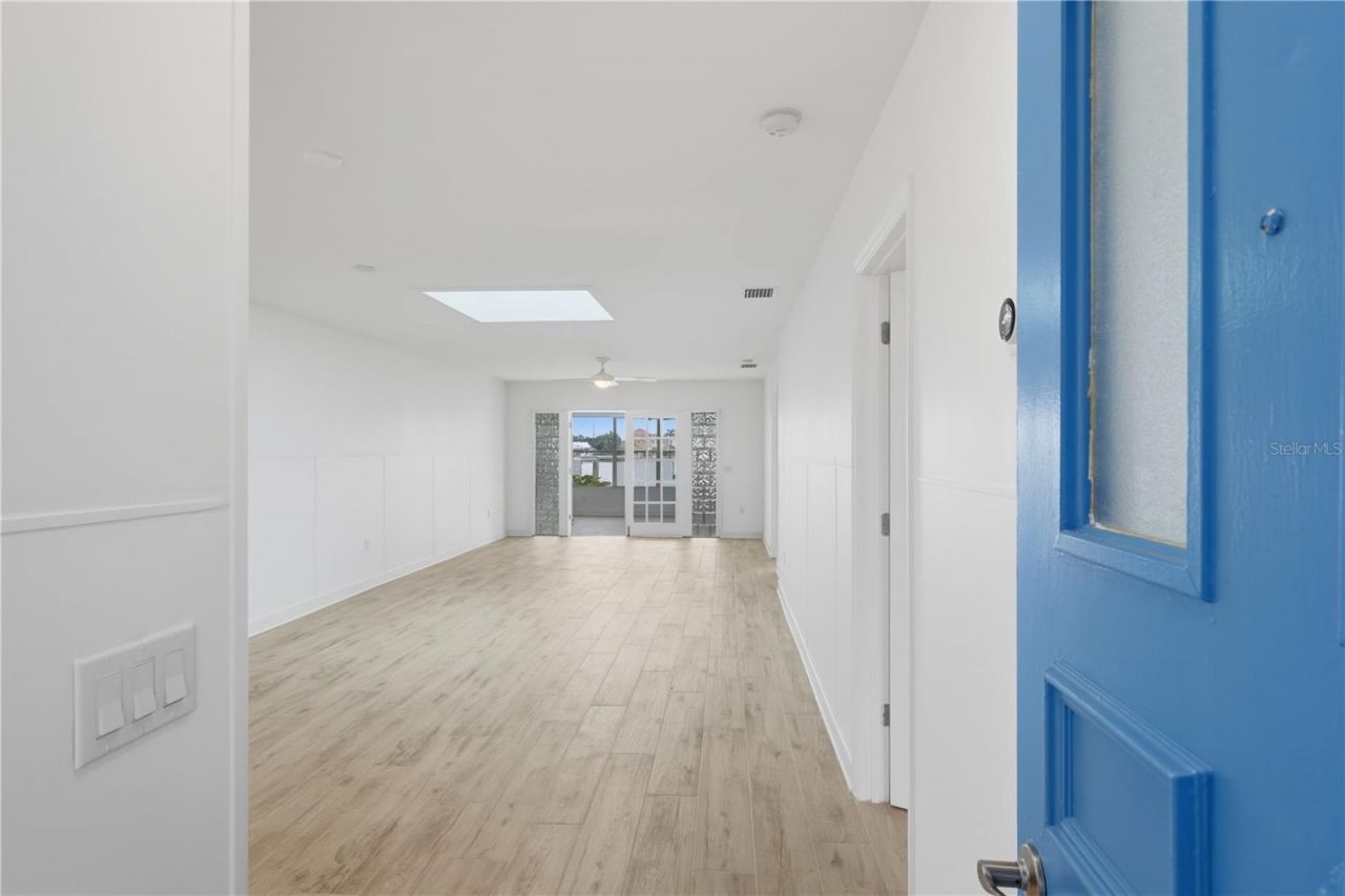 462 63rd Street, Holmes Beach, FL 34217 Photo