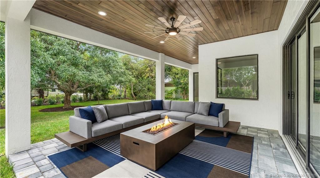 513 SW South Carolina Drive, Stuart, FL 34994 Photo