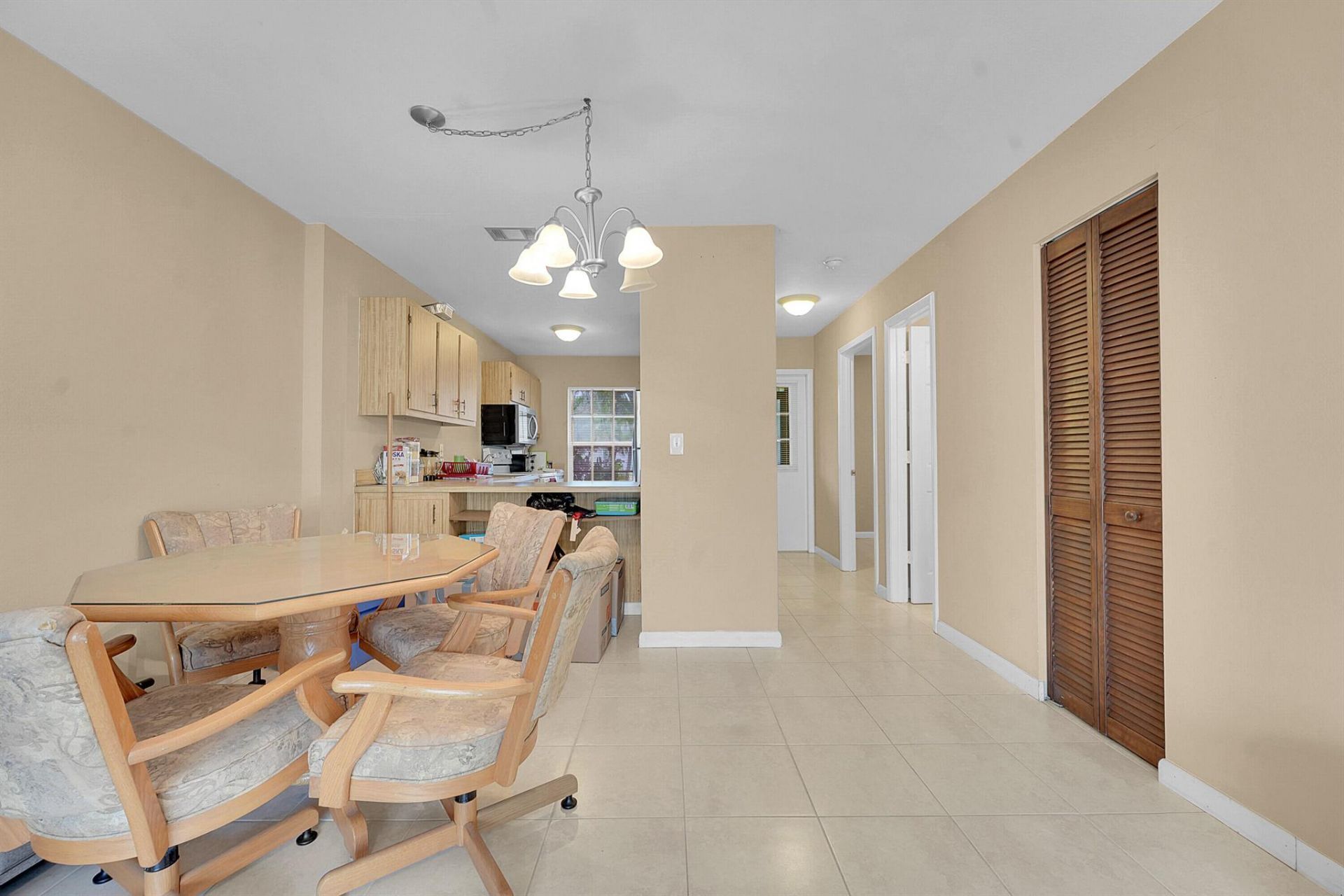 1721 SE Balmoral Court, Port Saint Lucie, FL 34952 Photo