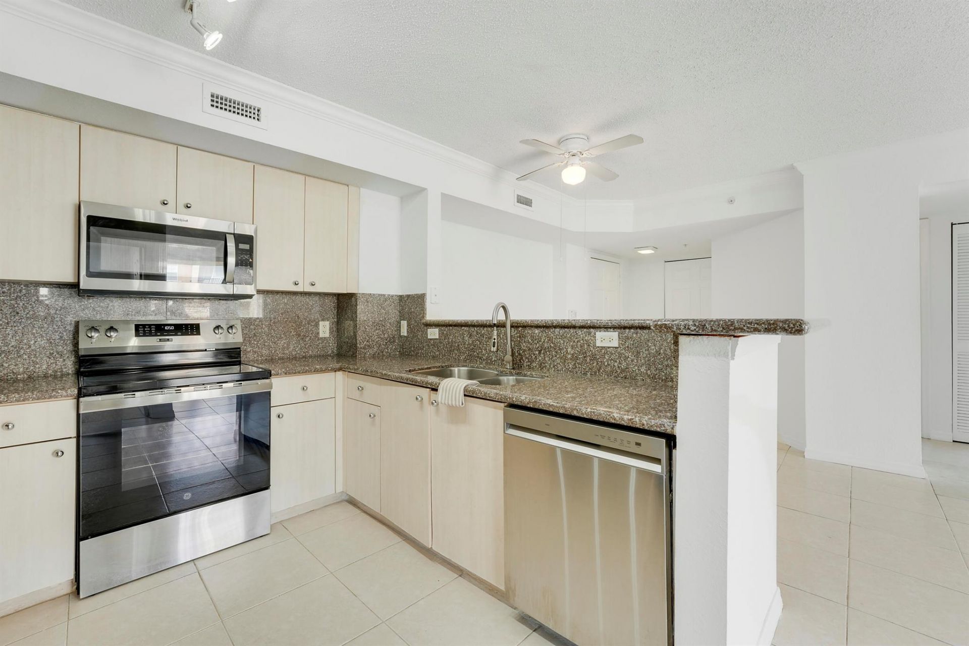 1801 N Flagler Drive, Unit 803, West Palm Beach, FL 33407 Photo