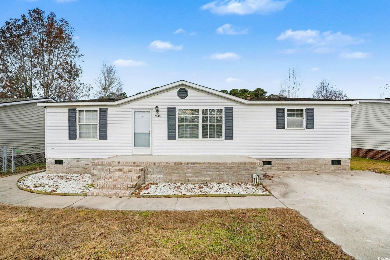 3393 N Pointe Blvd. Photo 2