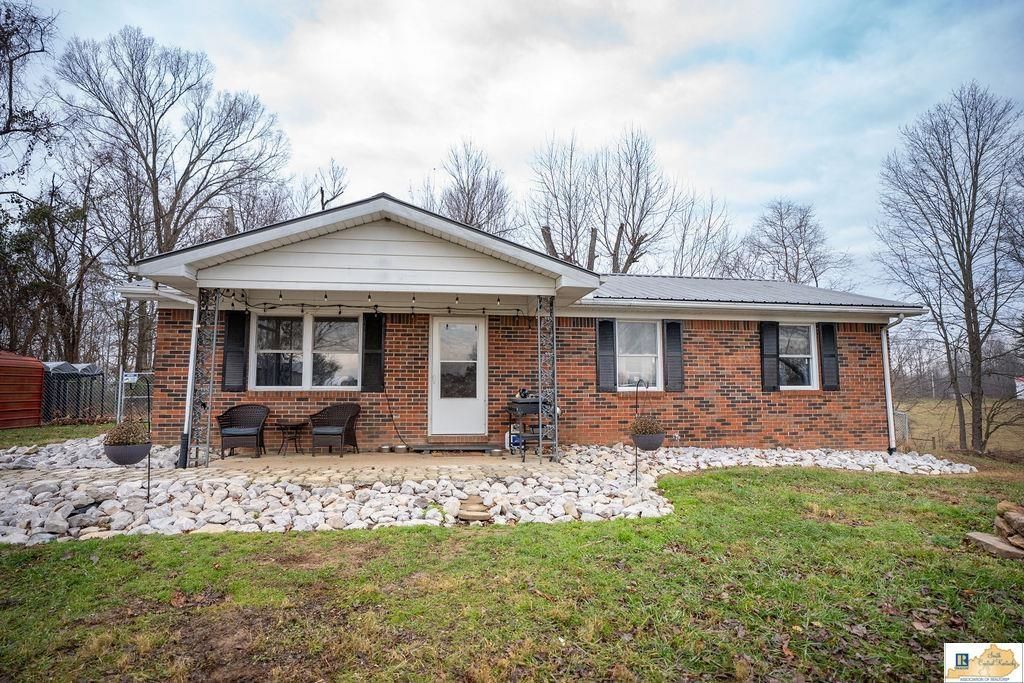 643 Palestine Road, Burkesville, KY 42717 Main Photo