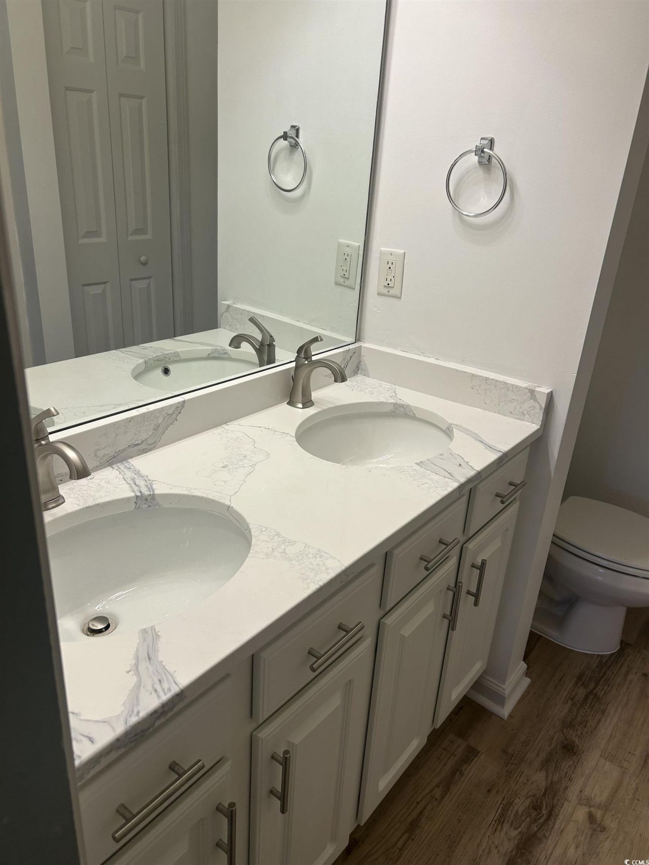 4104 Pinehurst Circle Photo 16