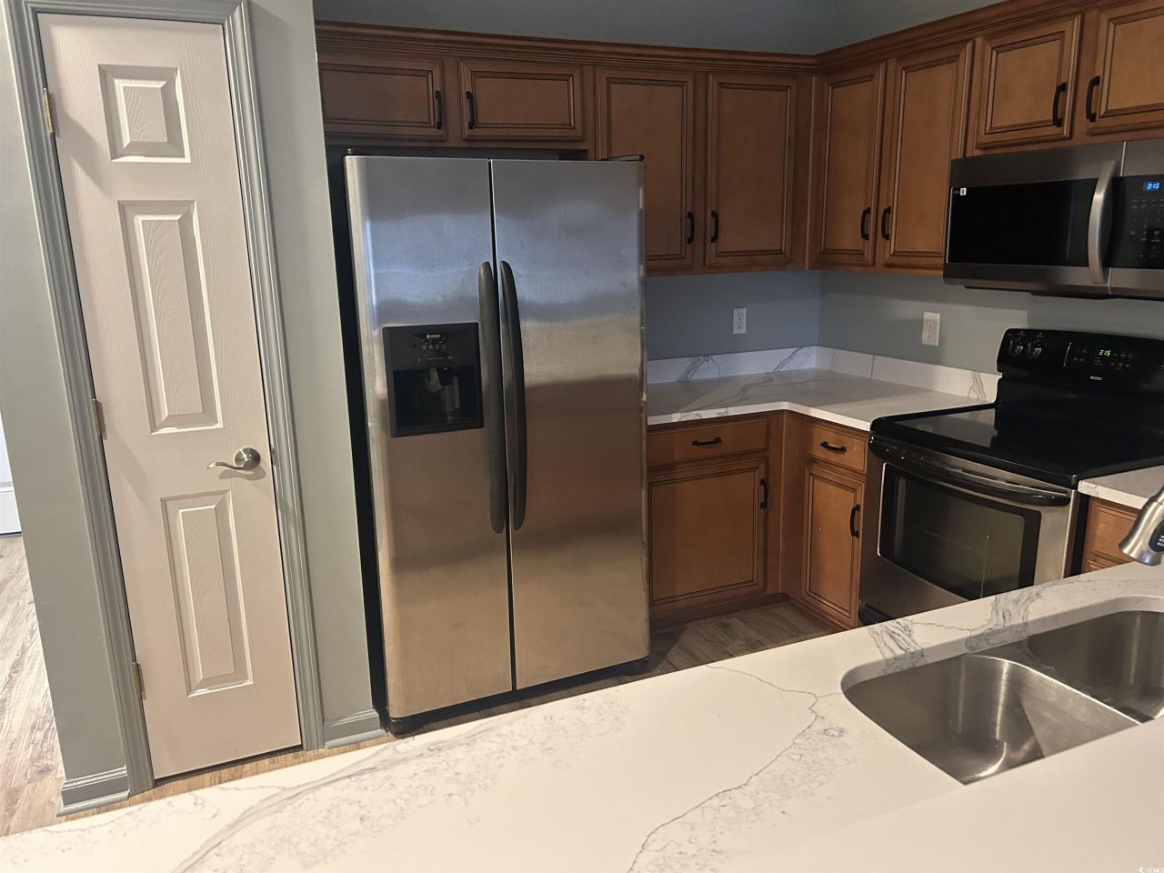 4104 Pinehurst Circle Photo 5