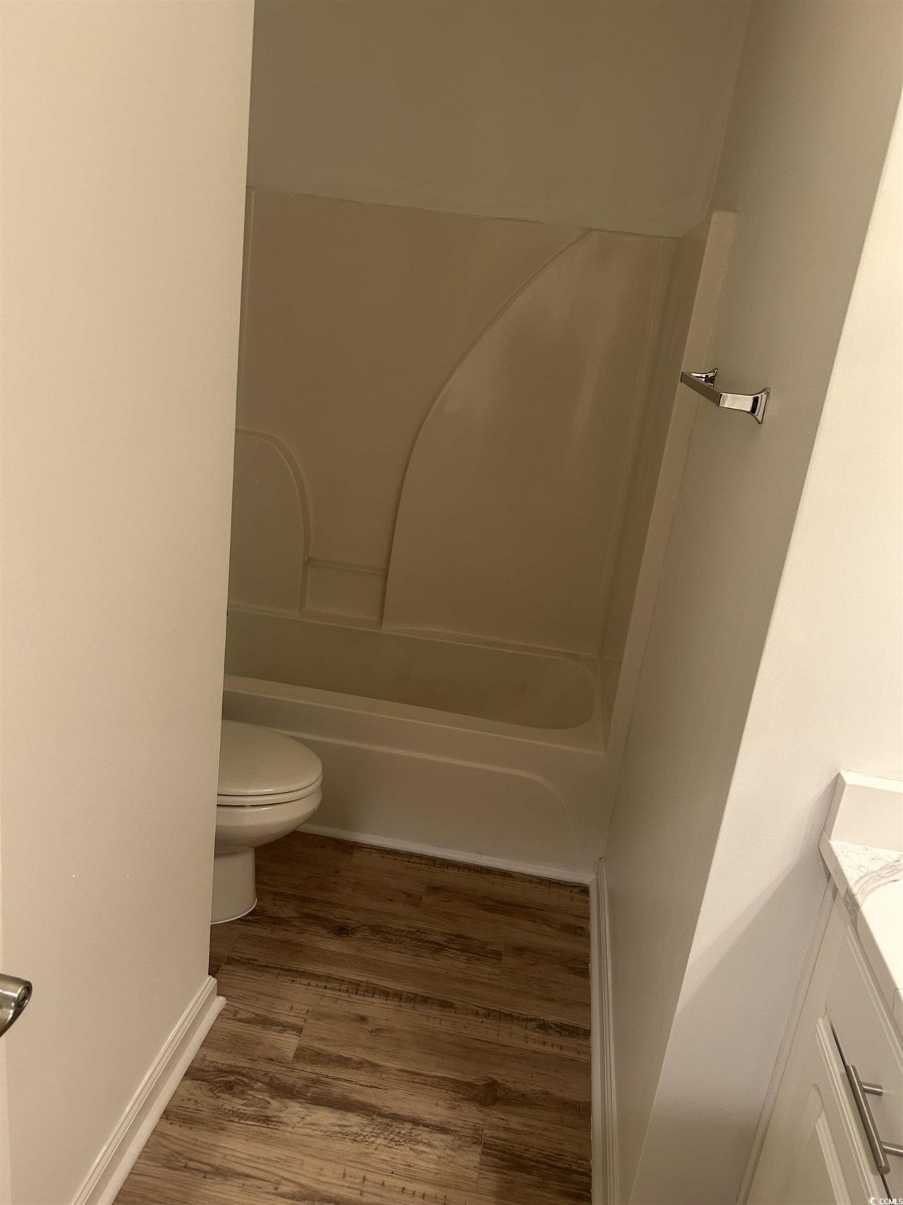 4104 Pinehurst Circle Photo 7