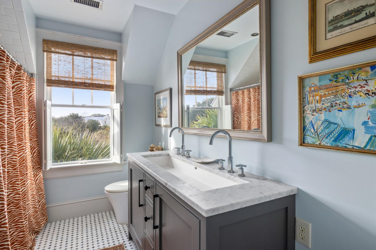 1749 Middle Street Photo 28