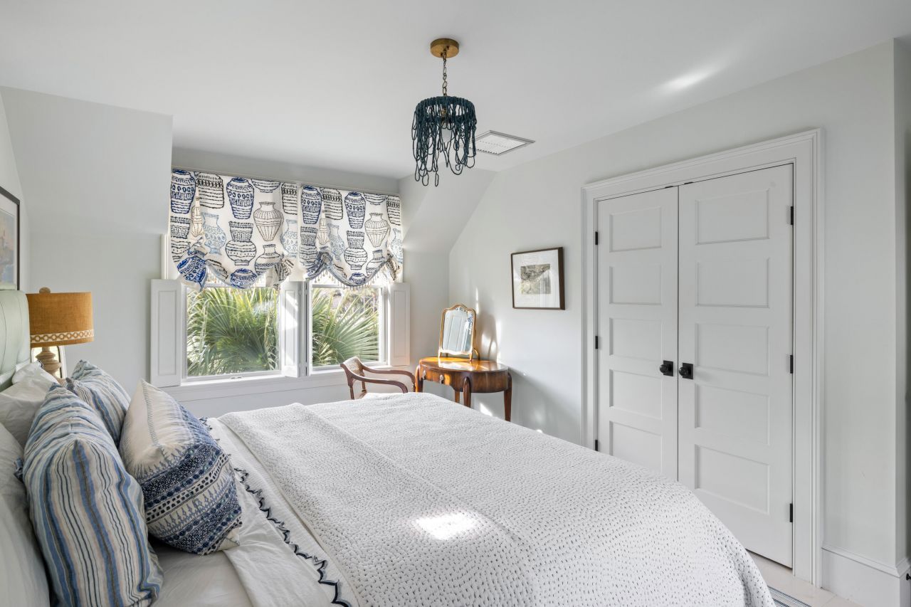 1749 Middle Street Photo 32