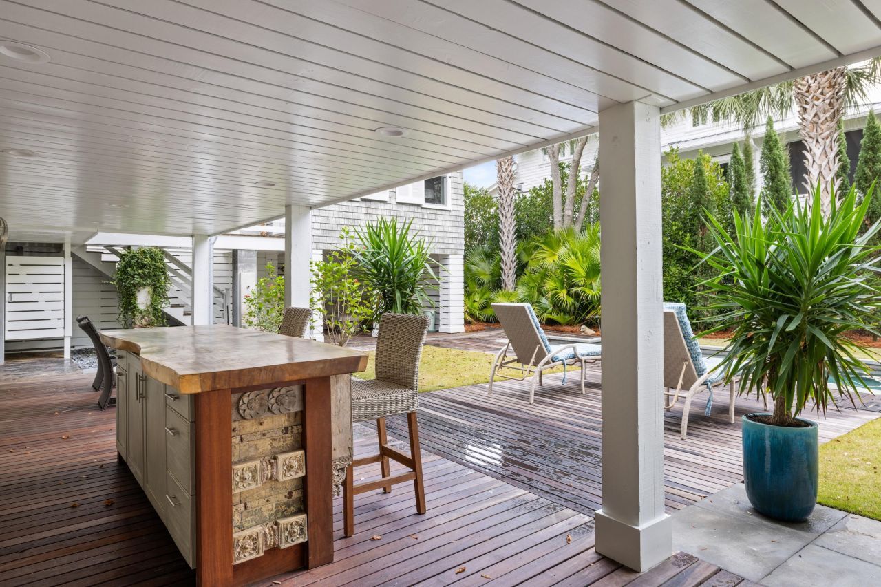 1749 Middle Street Photo 36