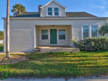 15565 GULF BOULEVARD, REDINGTON BEACH, FL 33708
