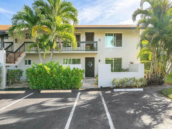 13518 Sabal Palm Court, Unit B, Delray Beach, FL 33484