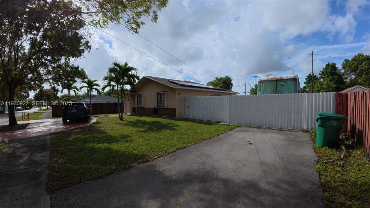 16220 NW 41st Ave, Miami Gardens, FL 33054 Photo