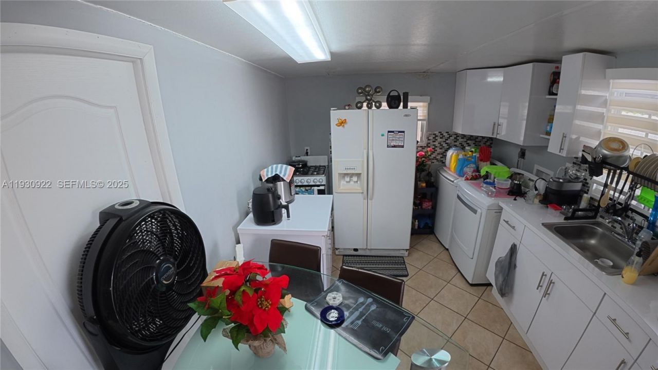 16220 NW 41st Ave, Miami Gardens, FL 33054 Photo