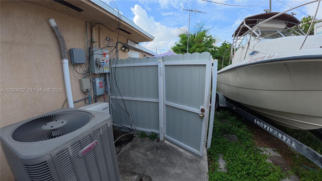 16220 NW 41st Ave, Miami Gardens, FL 33054 Photo