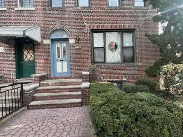 8423 14th Avenue, Brooklyn, NY 11228