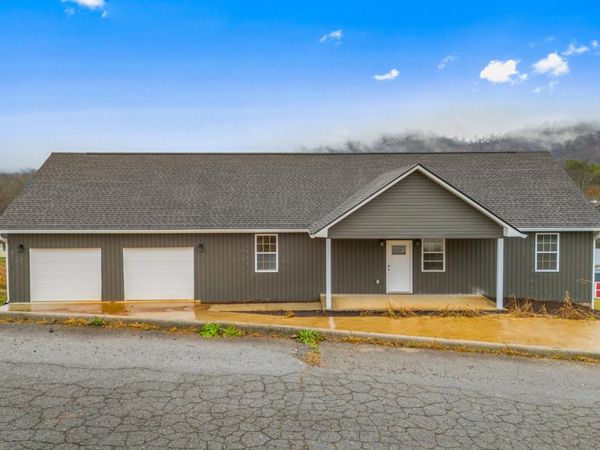 241 Stewart Hills Drive, Rogersville, TN 37857
