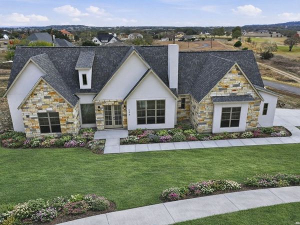 232 Spring Creek, Bandera, TX 78003