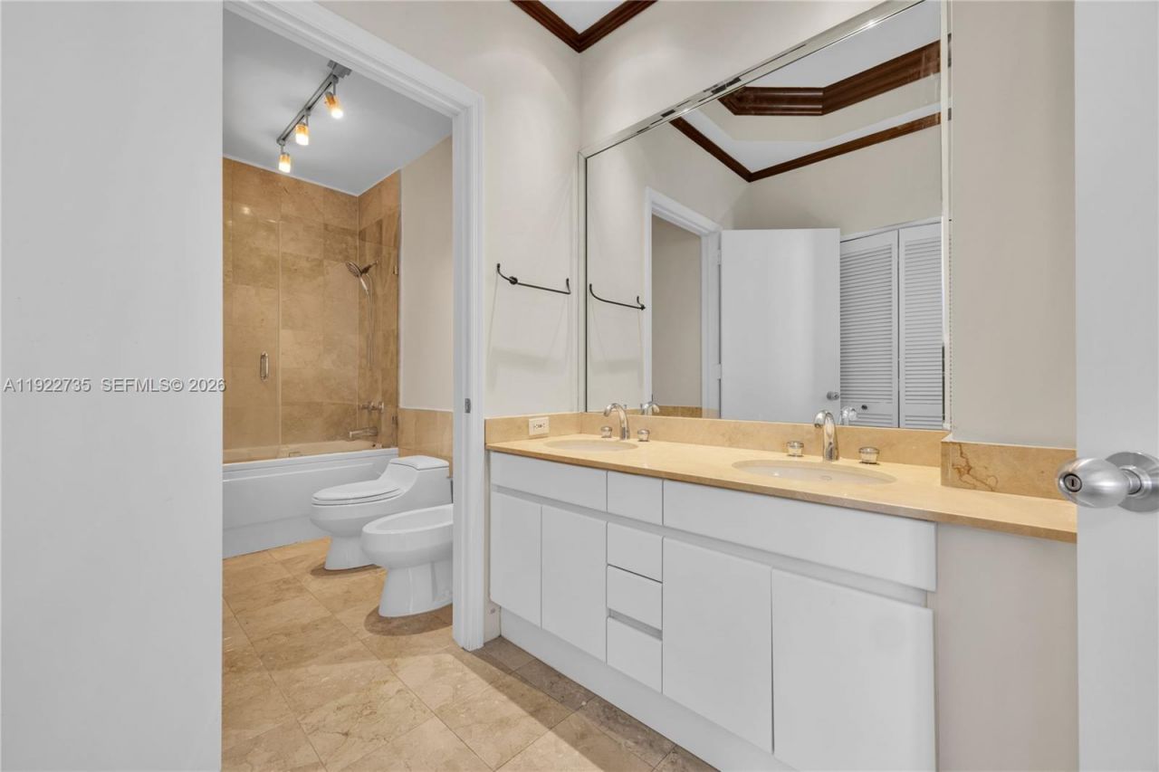 808 Brickell Key Dr, Unit 3603, Miami, FL 33131 Photo