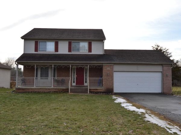 808 Church Street, Fowlerville, MI 48836