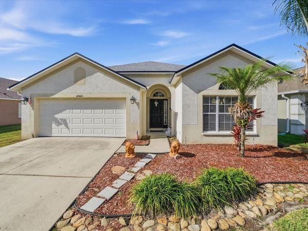 18425 CYPRESS BAY PARKWAY, LAND O LAKES, FL 34638